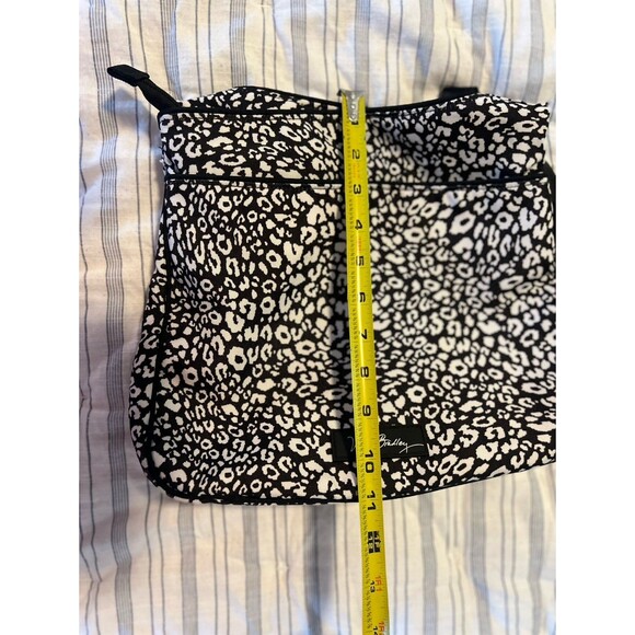 Vera Bradley Black & White Cheetah Print Pocketbook - Picture 11 of 11